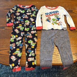 Super Mario 4T Pajama Set